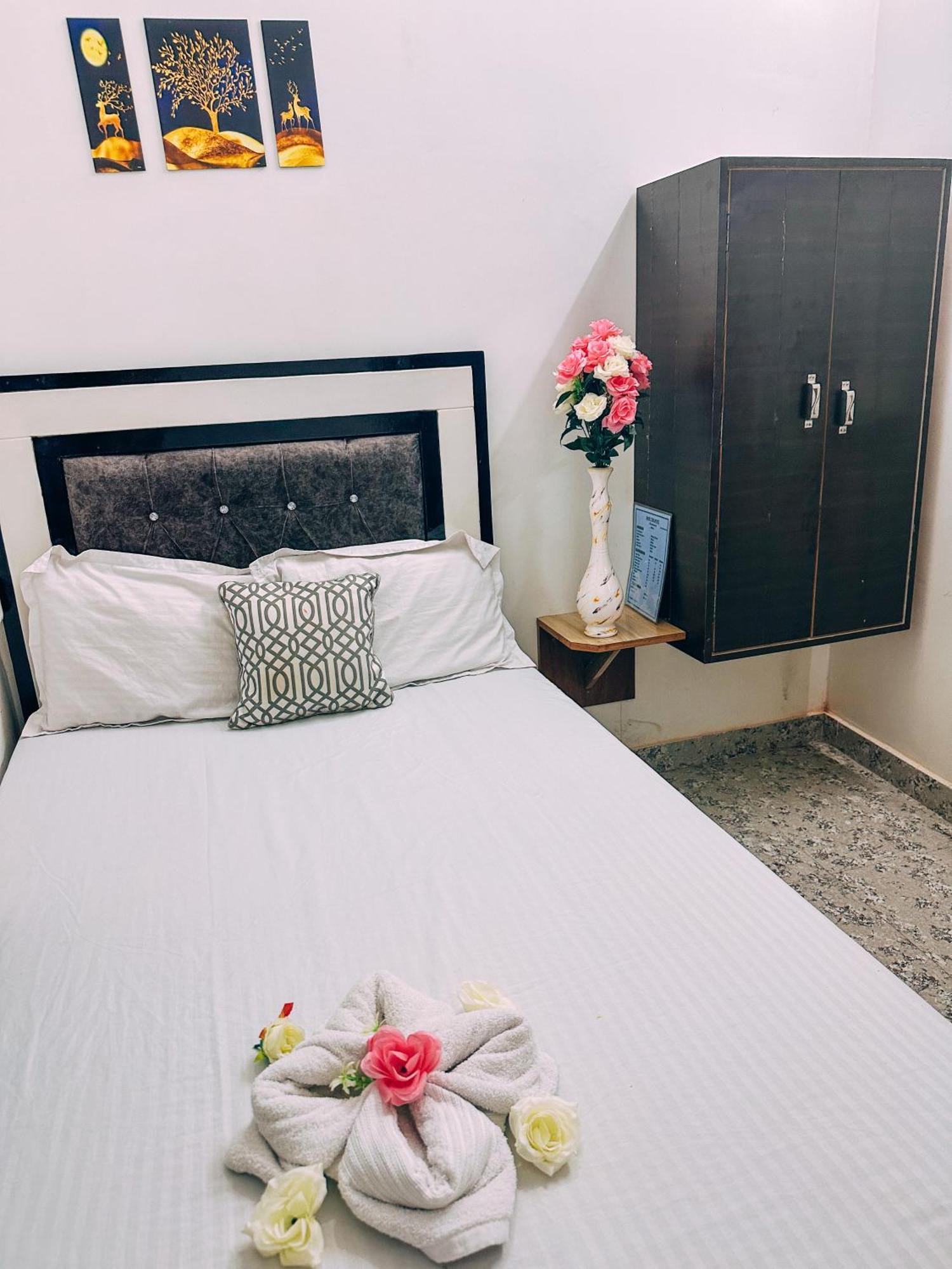 Shree K.B Guest House Varanasi Eksteriør billede